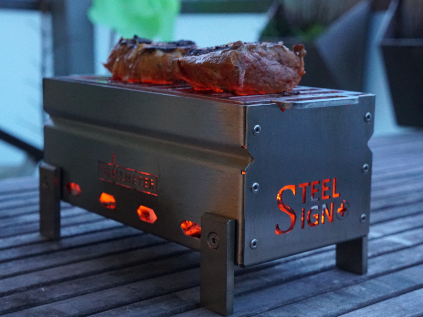 Aschenbecher Mini BBQ Grill Indoor/Outdoor Metall 15 x 13 cm kaufen